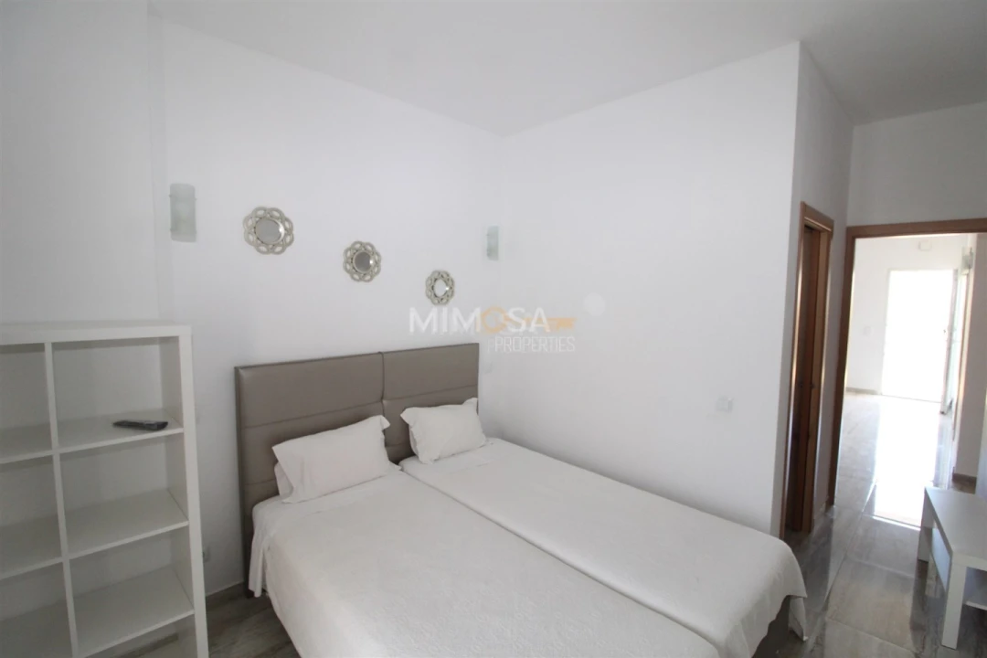 Moradia T8 para Venda em Vila de Sagres Foto 16