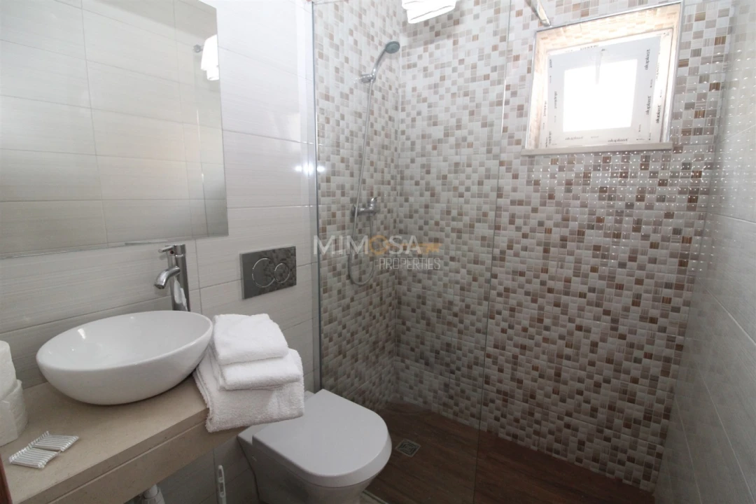 Moradia T8 para Venda em Vila de Sagres Foto 36