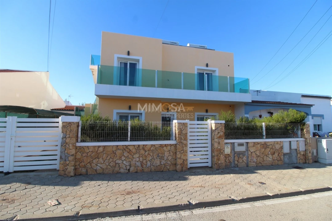 Moradia T8 para Venda em Vila de Sagres Foto 59