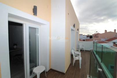 Moradia T8 para Venda em Vila de Sagres