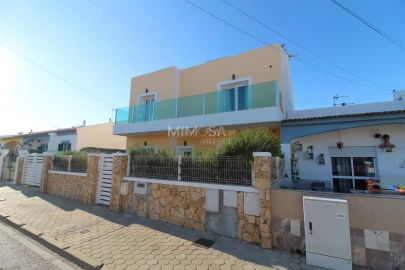 Moradia T8 para Venda em Vila de Sagres