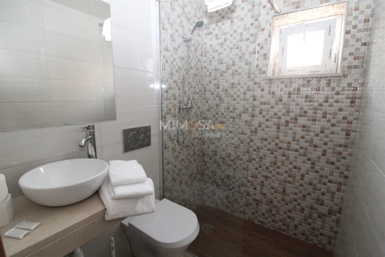 Moradia T8 para Venda em Vila de Sagres Foto 36