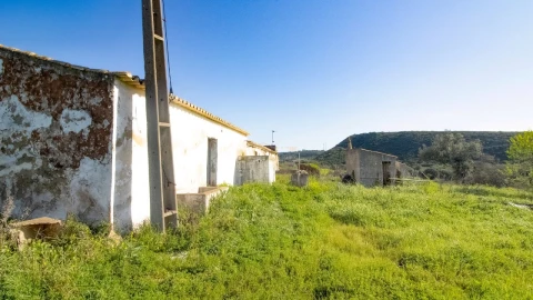 Terreno Misto para Venda em Bensafrim e Barão de São João