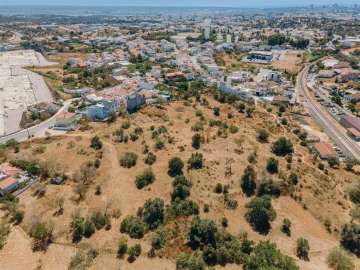 Terreno para Venda em Portimão