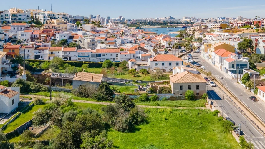 Moradia T10 para Venda em Ferragudo