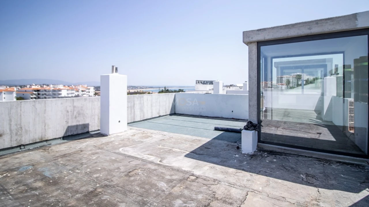 Apartamento T1 para Venda em Lagos (São Sebastião e Santa Maria) Foto 9