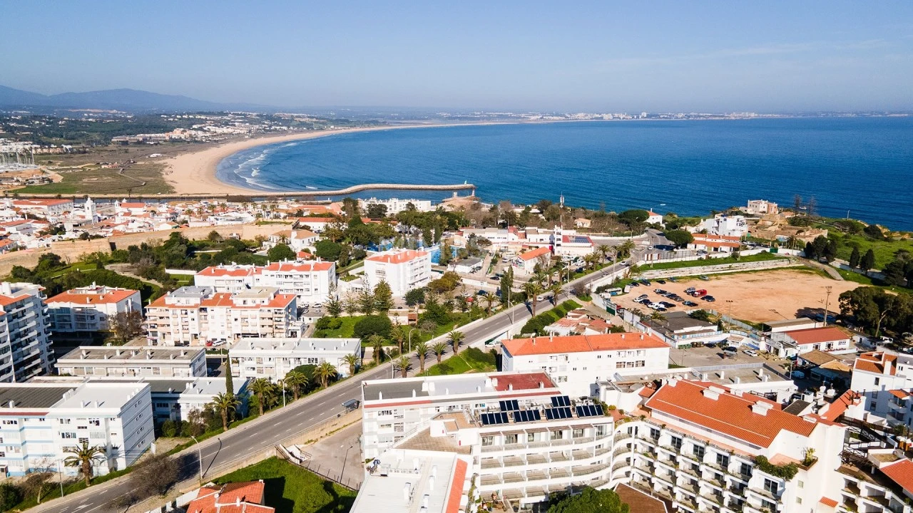 Apartamento T2 para Venda em Lagos (São Sebastião e Santa Maria) Foto 37