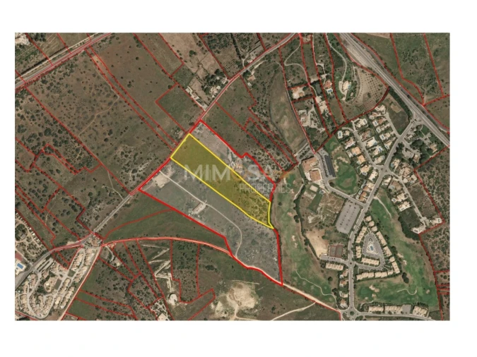 Terreno Misto para Venda em Lagos (São Sebastião e Santa Maria) Foto 25