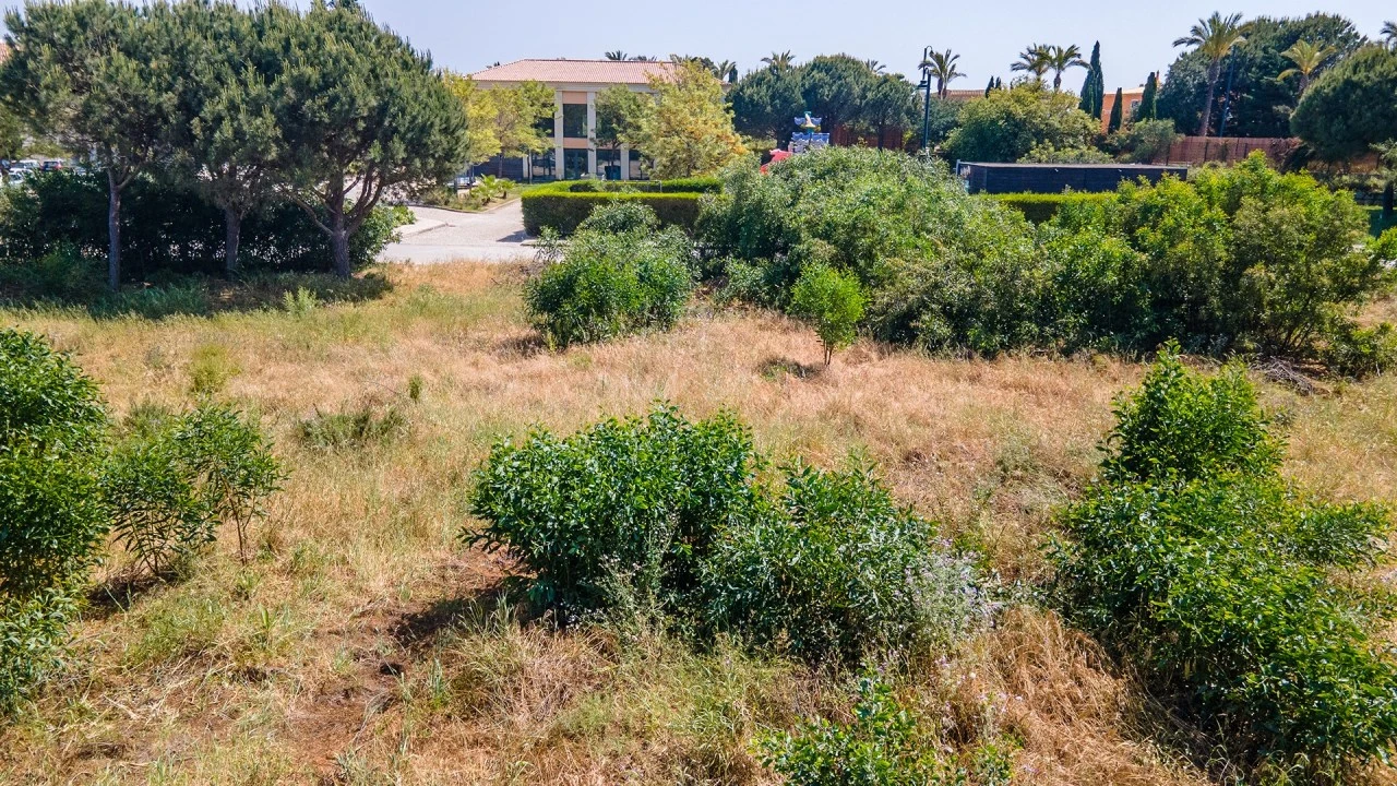 Terreno para Venda em Lagos (São Sebastião e Santa Maria) Foto 11