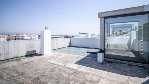 Apartamento T3 para Venda em Lagos (São Sebastião e Santa Maria)