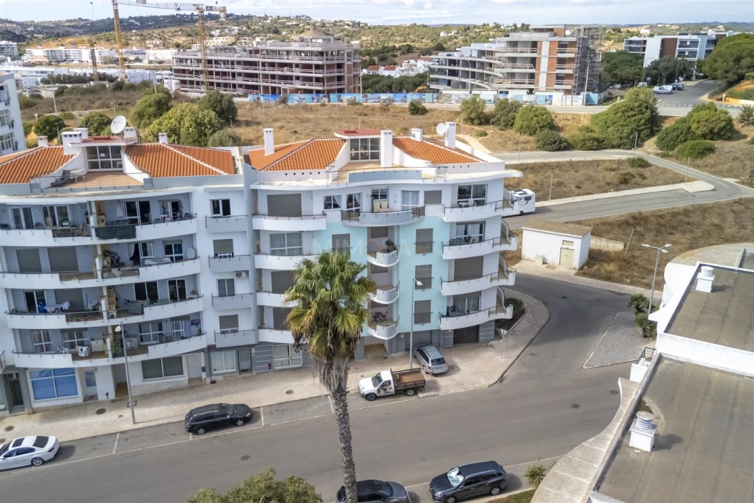 Apartamento T2 para Venda em Lagos (São Sebastião e Santa Maria) Foto 1
