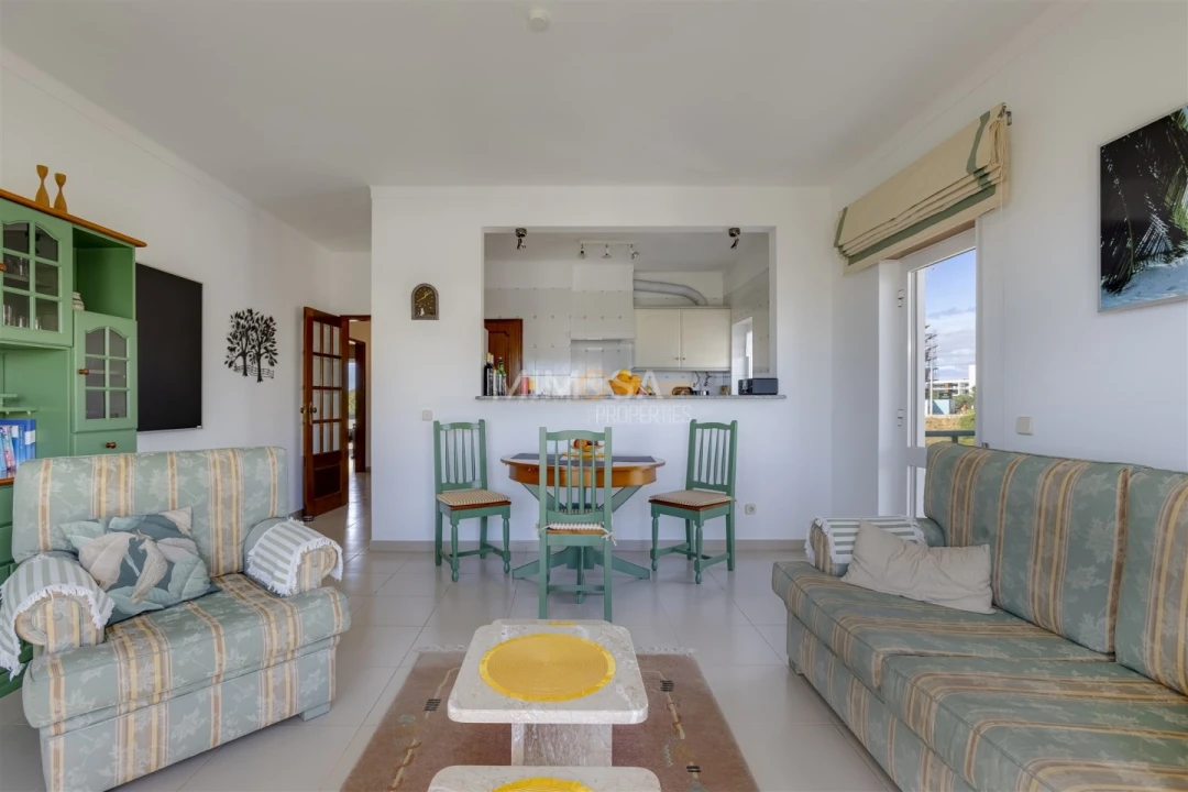 Apartamento T2 para Venda em Lagos (São Sebastião e Santa Maria) Foto 4