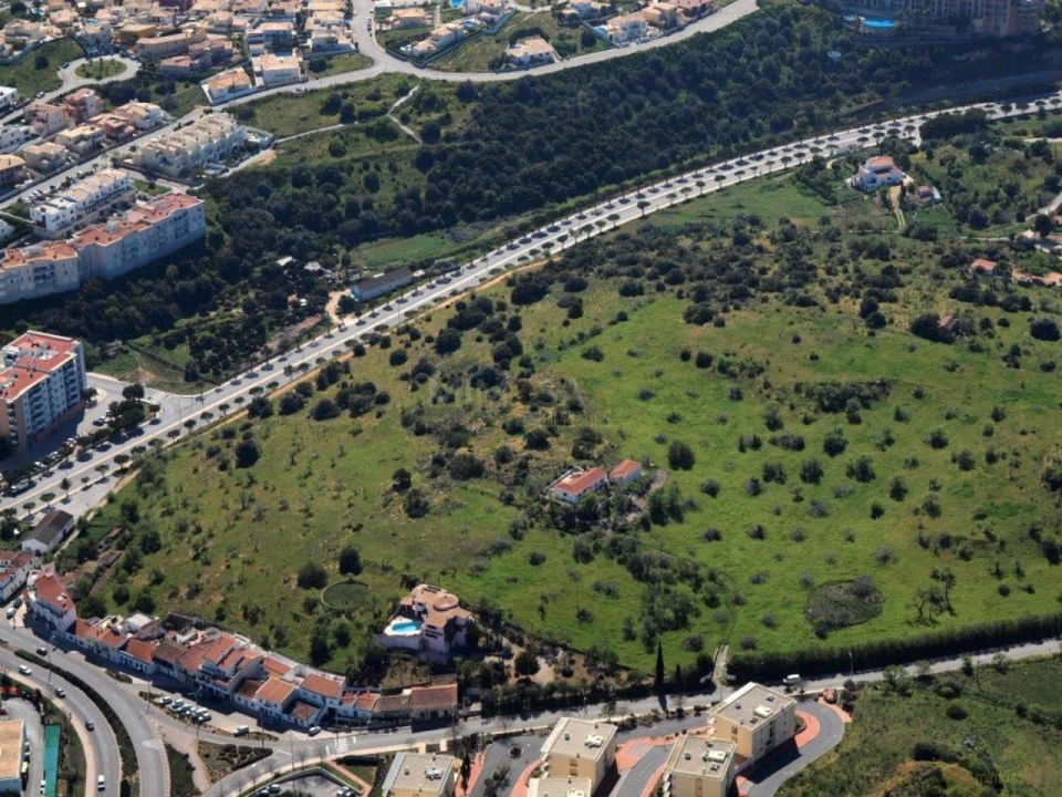 Terreno para Venda em Lagos (São Sebastião e Santa Maria) Foto 9