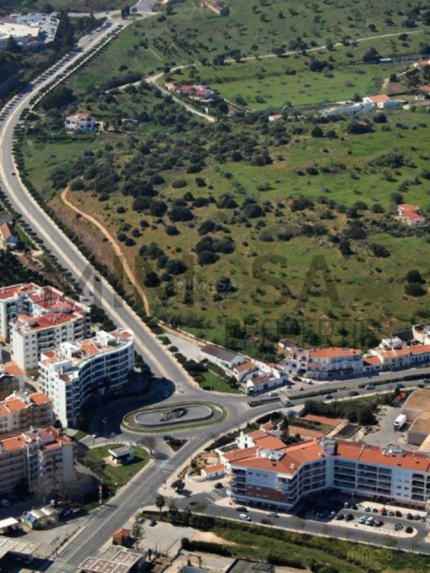 Terreno para Venda em Lagos (São Sebastião e Santa Maria)