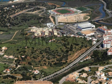 Terreno para Venda em Lagos (São Sebastião e Santa Maria)