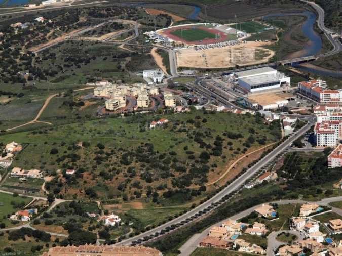 Terreno para Venda em Lagos (São Sebastião e Santa Maria) Foto 2