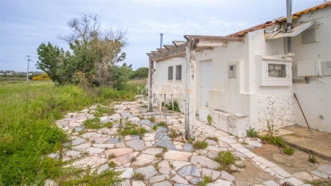 Quinta T6 para Venda em Lagos (São Sebastião e Santa Maria)