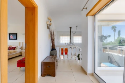 Moradia T5 para Venda em Luz
