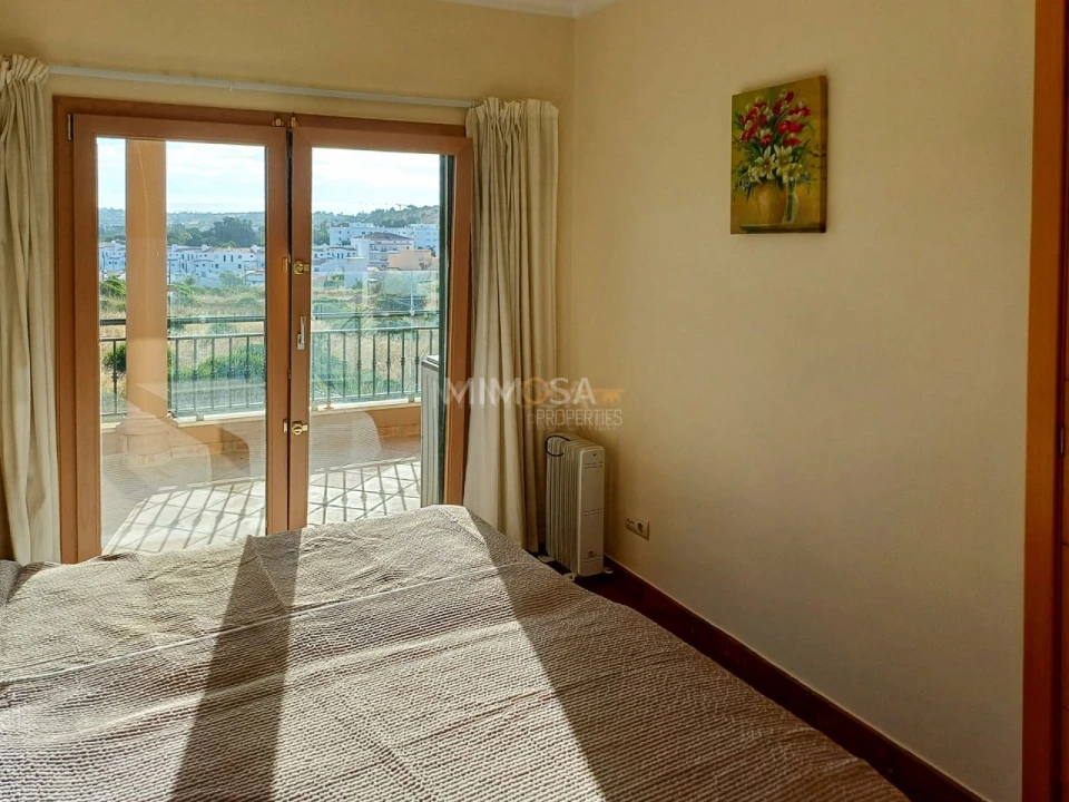 Apartamento T2 para Venda em Budens Foto 12