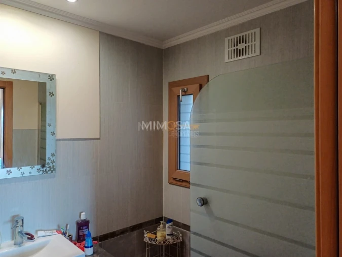 Apartamento T2 para Venda em Budens Foto 16