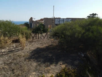 Terreno para Venda em Lagos (São Sebastião e Santa Maria)