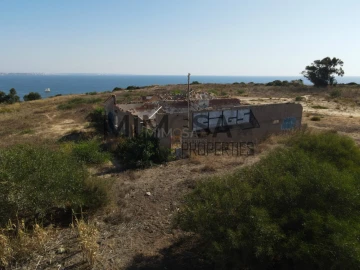 Terreno para Venda em Lagos (São Sebastião e Santa Maria)