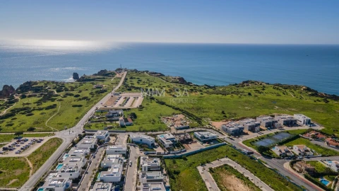 Terreno para Venda em Lagos (São Sebastião e Santa Maria)