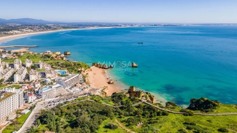 Terreno para Venda em Lagos (São Sebastião e Santa Maria)