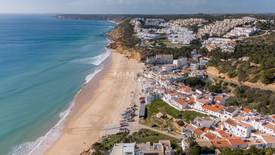 Moradia T4 para Venda em Bensafrim e Barão de São João Foto 27