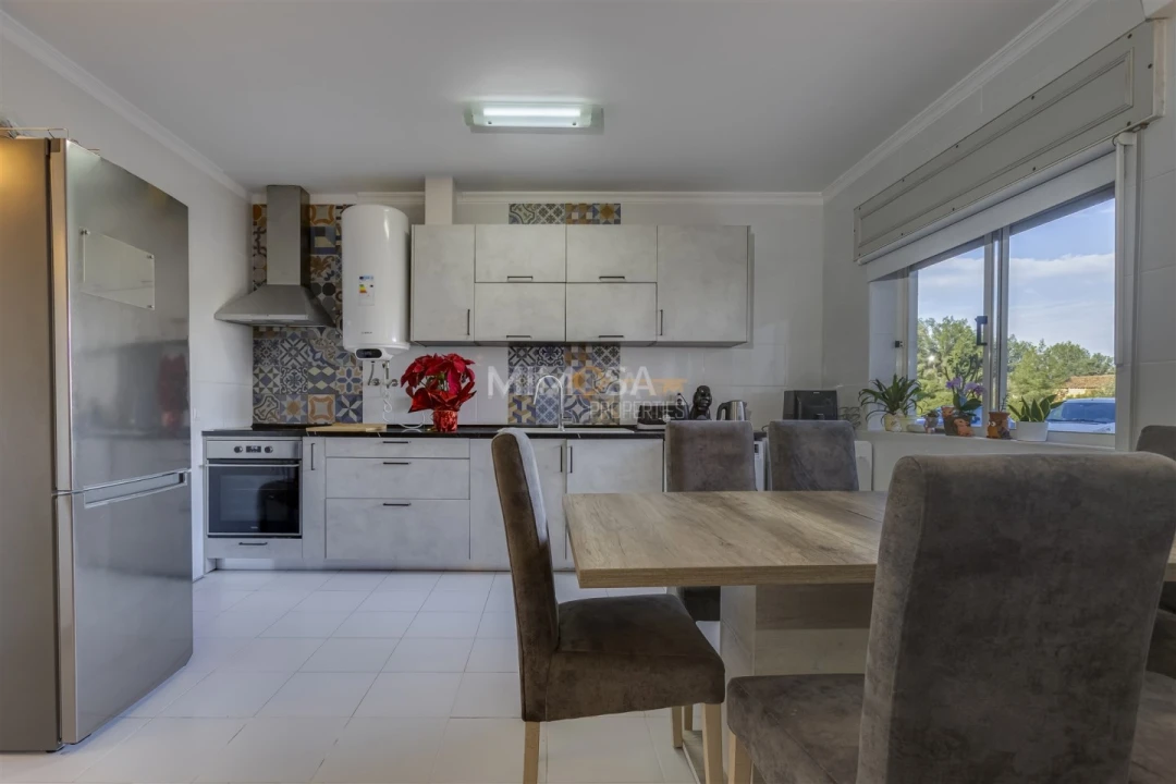 Apartamento T1 para Venda em Budens Foto 13