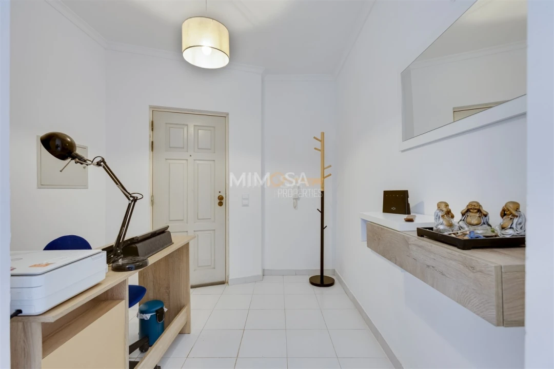 Apartamento T1 para Venda em Budens Foto 15