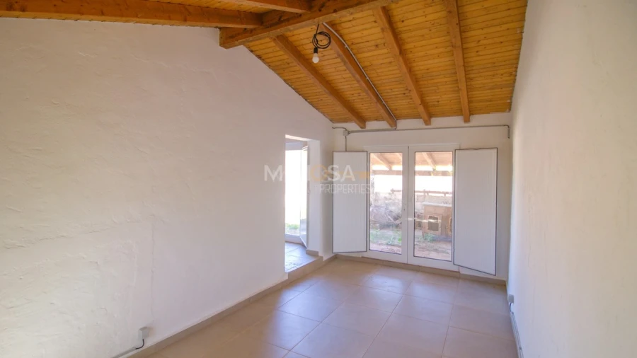 Moradia T1 para Venda em Bensafrim e Barão de São João Foto 13