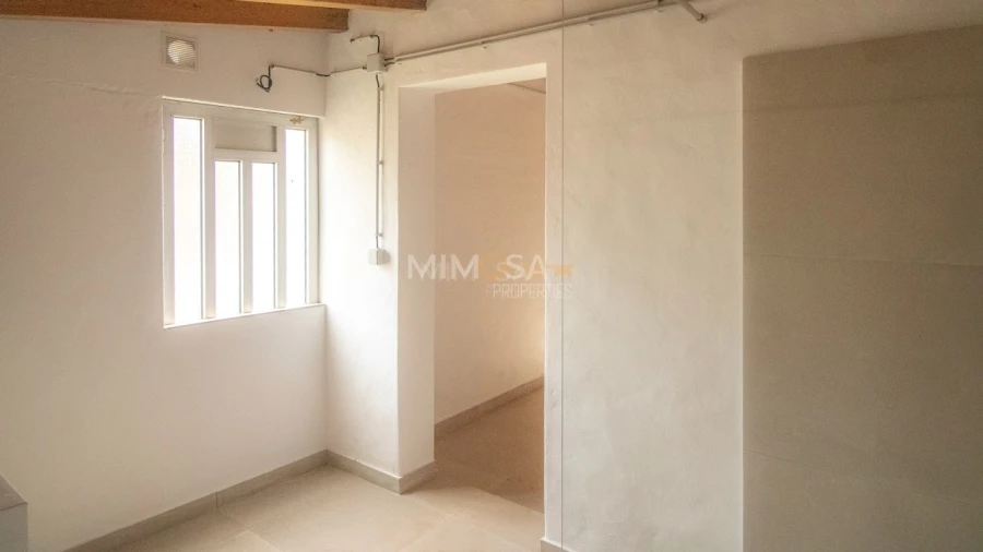 Moradia T1 para Venda em Bensafrim e Barão de São João Foto 16