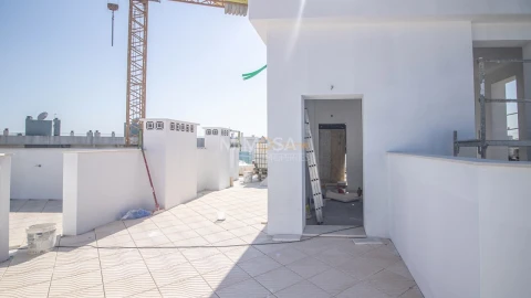 Apartamento T3 para Venda em Lagos (São Sebastião e Santa Maria)