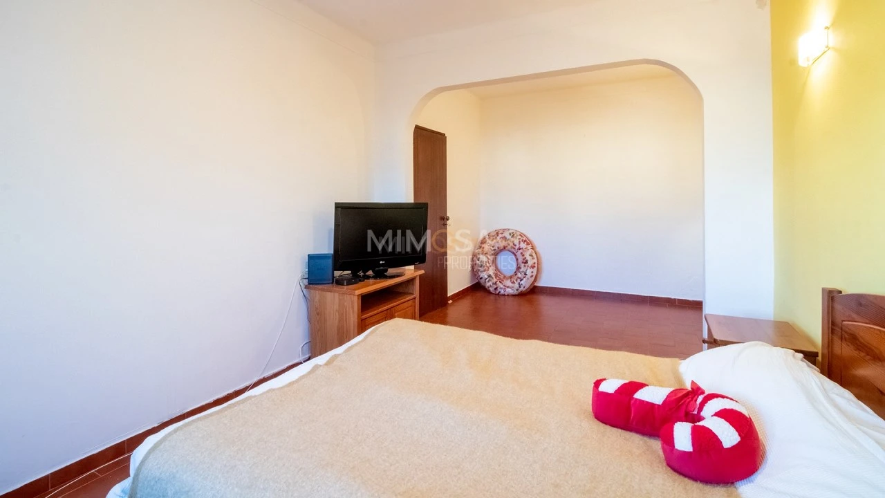 Apartamento T1 para Venda em Lagos (São Sebastião e Santa Maria) Foto 4