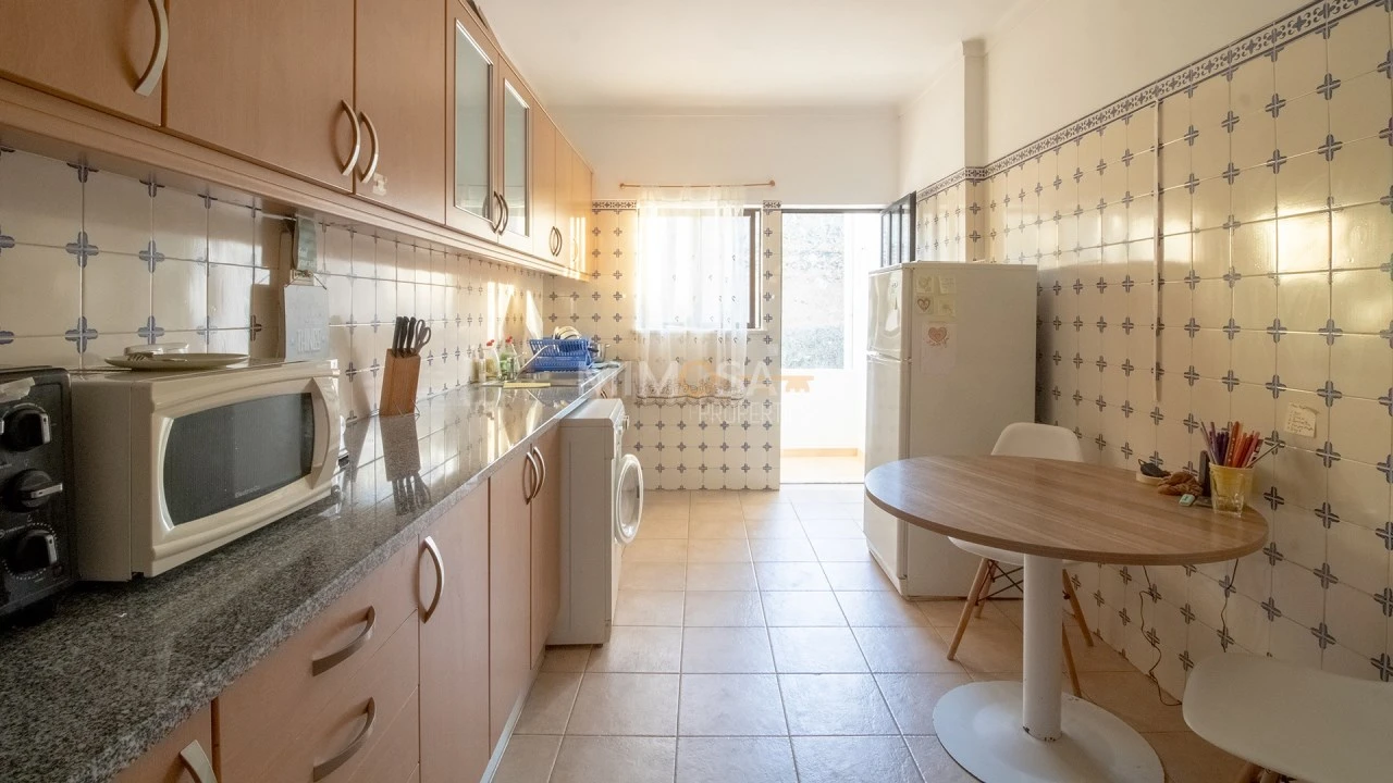 Apartamento T1 para Venda em Lagos (São Sebastião e Santa Maria) Foto 9