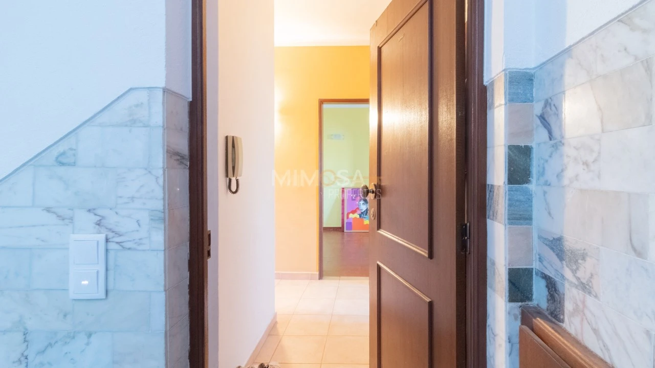 Apartamento T1 para Venda em Lagos (São Sebastião e Santa Maria) Foto 15