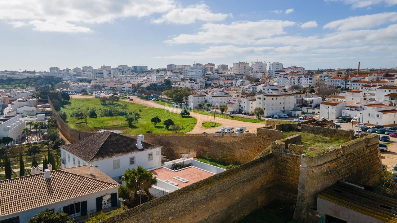 Apartamento T1 para Venda em Lagos (São Sebastião e Santa Maria) Foto 24
