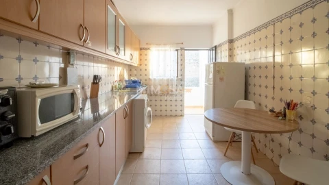 Apartamento T1 para Venda em Lagos (São Sebastião e Santa Maria)