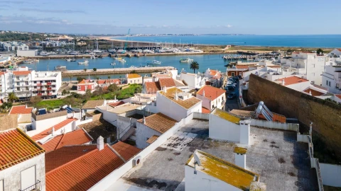 Apartamento T1 para Venda em Lagos (São Sebastião e Santa Maria)