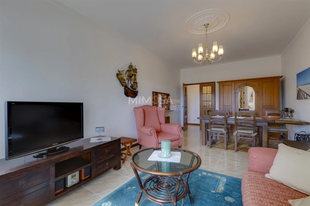 Apartamento T1 para Venda em Lagos (São Sebastião e Santa Maria) Foto 7