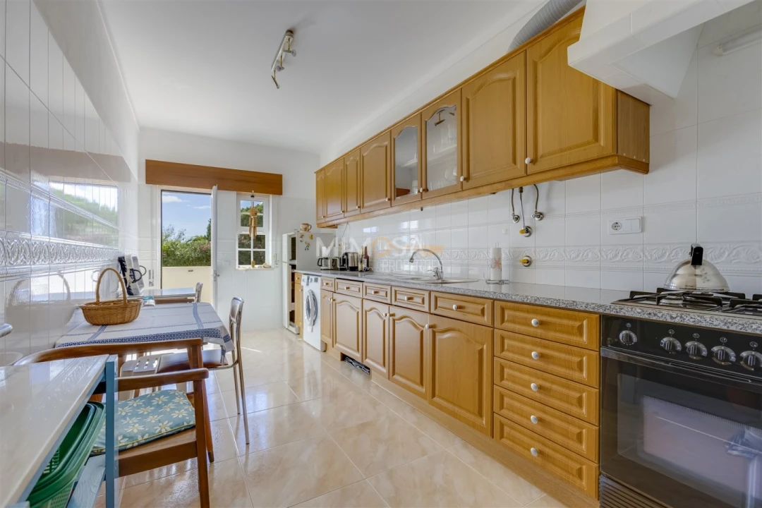Apartamento T1 para Venda em Lagos (São Sebastião e Santa Maria) Foto 9