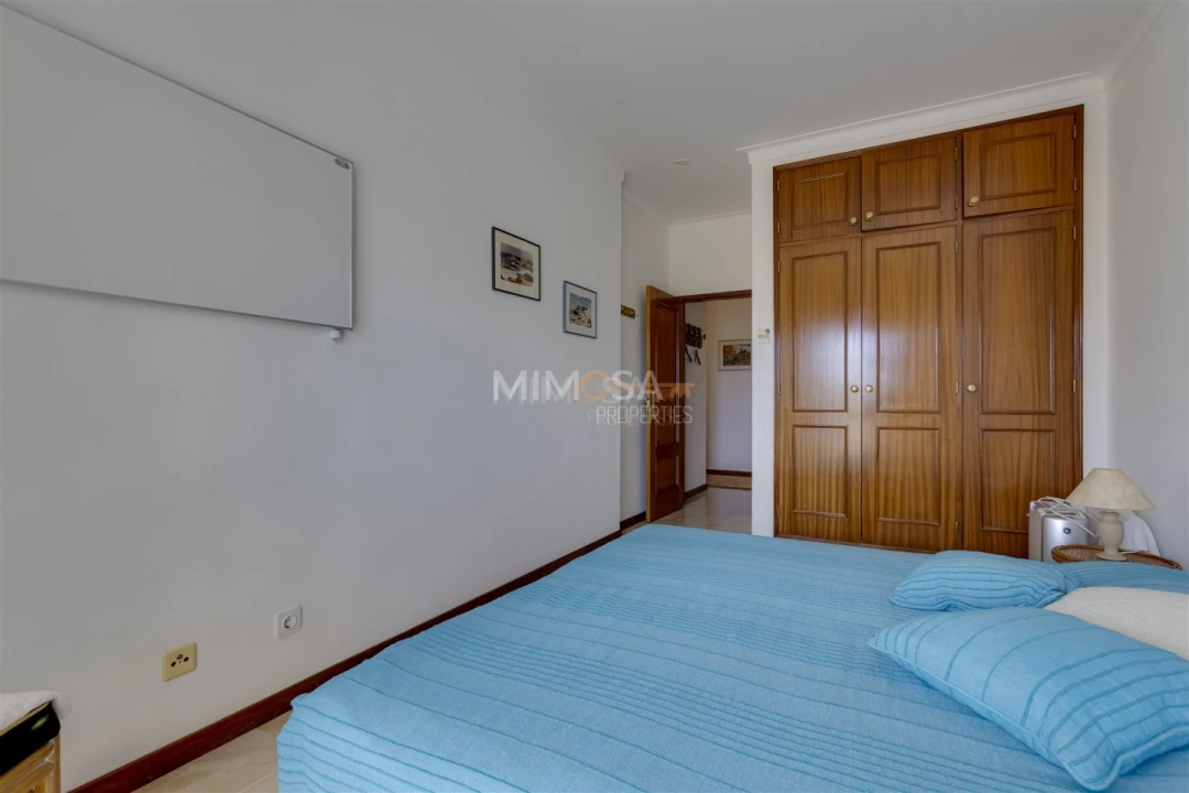 Apartamento T1 para Venda em Lagos (São Sebastião e Santa Maria) Foto 16