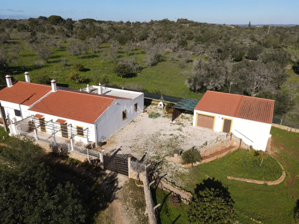 Quinta T4 para Venda em Bensafrim e Barão de São João Foto 24