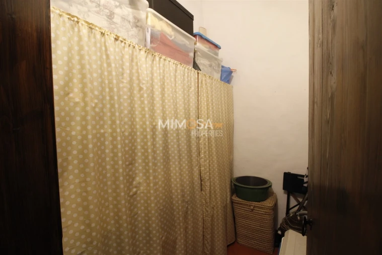 Quinta T4 para Venda em Bensafrim e Barão de São João Foto 19