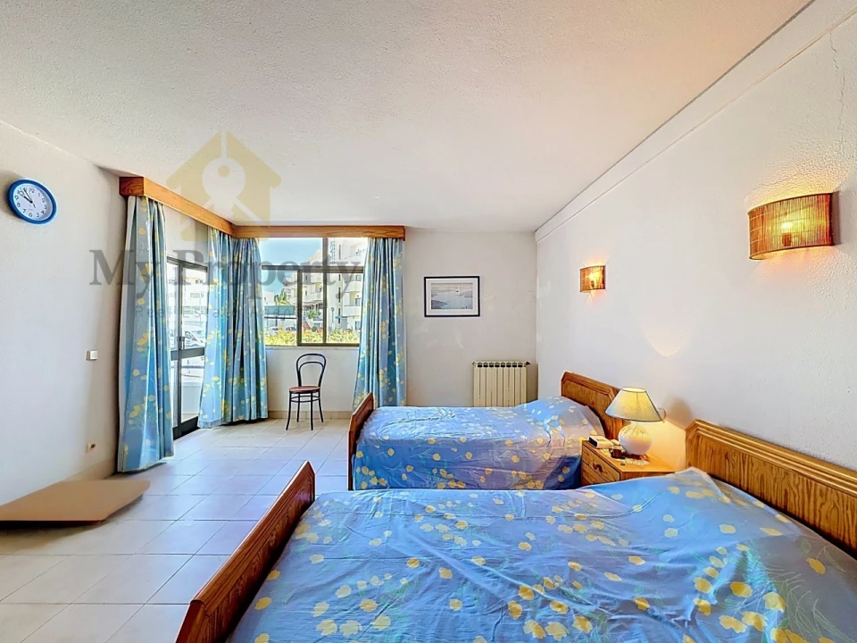 Apartamento T1 para Venda em Albufeira e Olhos de Água Foto 22