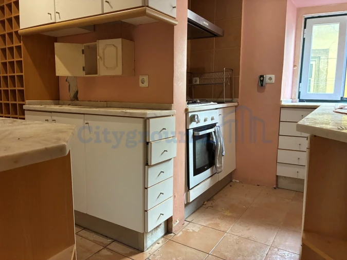 Apartamento T1 para Venda em Misericórdia Foto 9