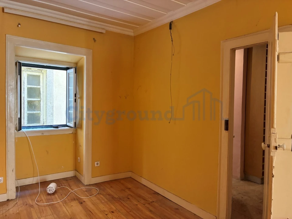 Apartamento T1 para Venda em Misericórdia Foto 6