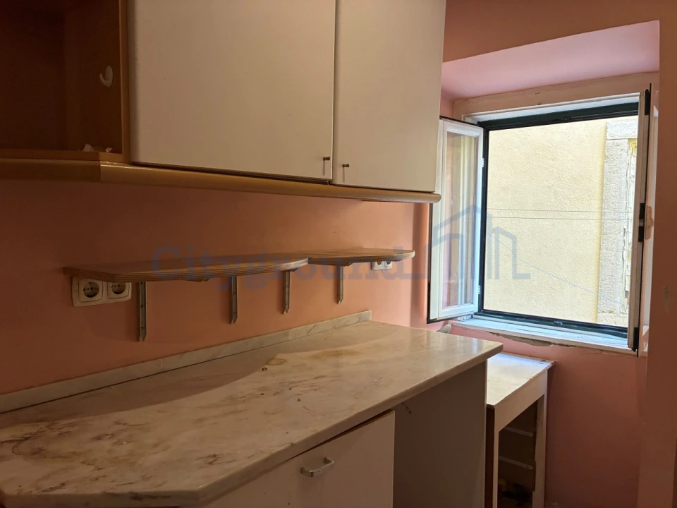 Apartamento T1 para Venda em Misericórdia Foto 7