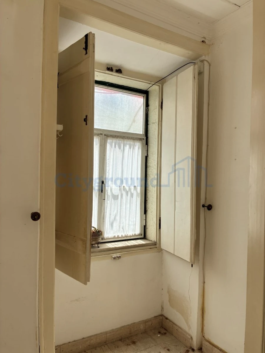 Apartamento T1 para Venda em Misericórdia Foto 4